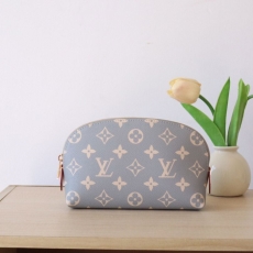 LV Clutch Bags